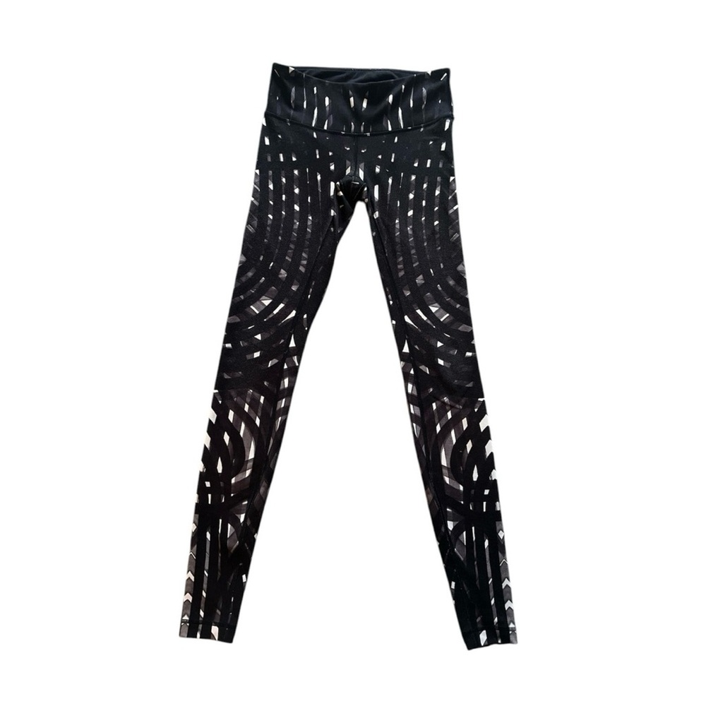 Lululemon Wunder Under lll Black and White Leggings with Speckled Design